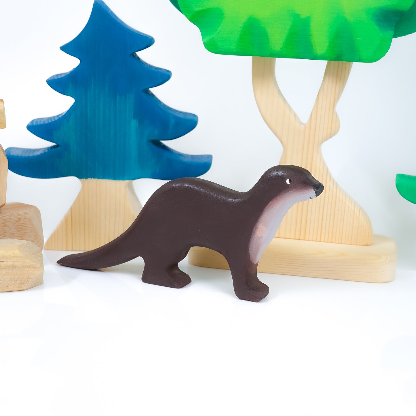 Otter Sitting Wooden Toy – Eco-Friendly, Handcrafted Animal Figurine