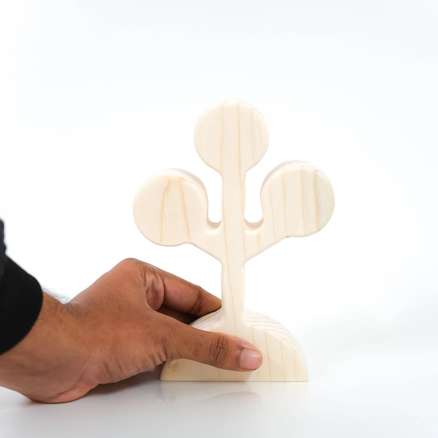 Natural Wooden Circular Leaf Tree Toy