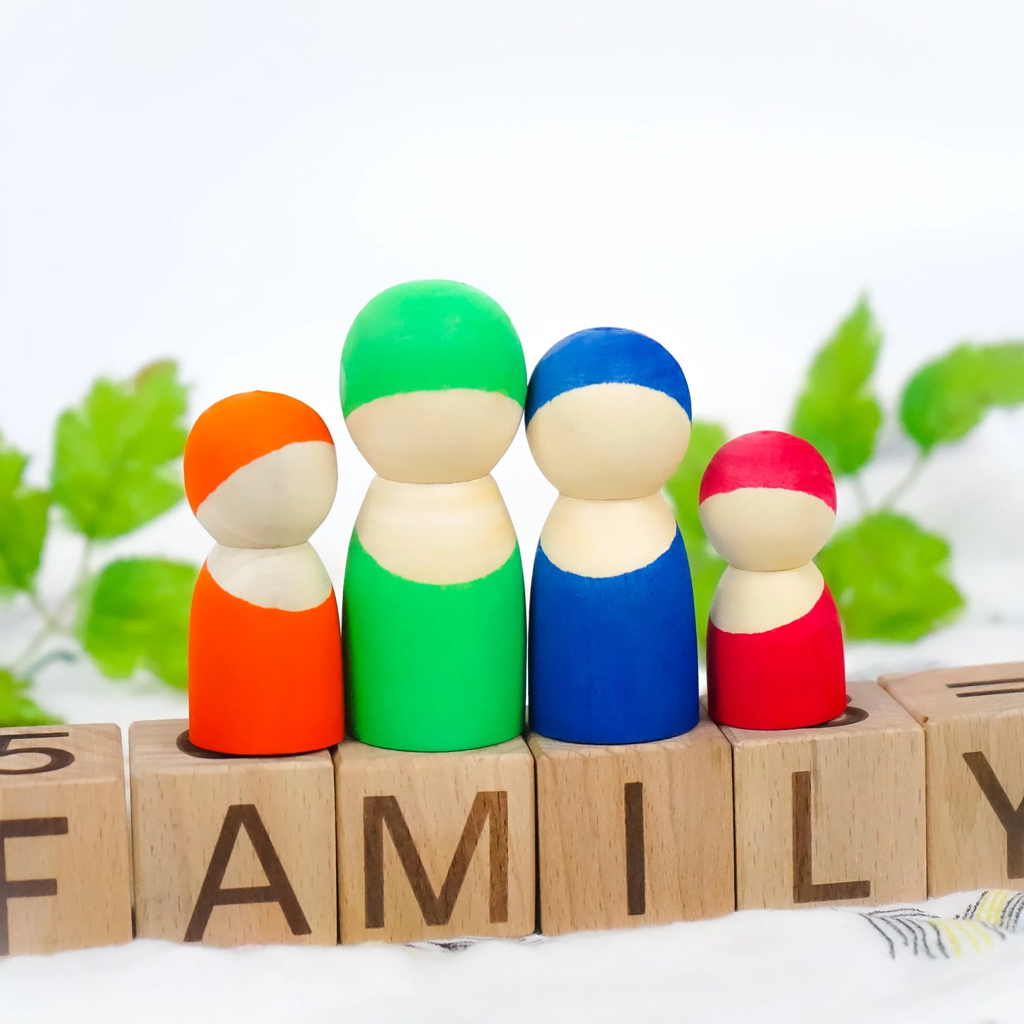 Wooden Peg Dolls Set for Kids