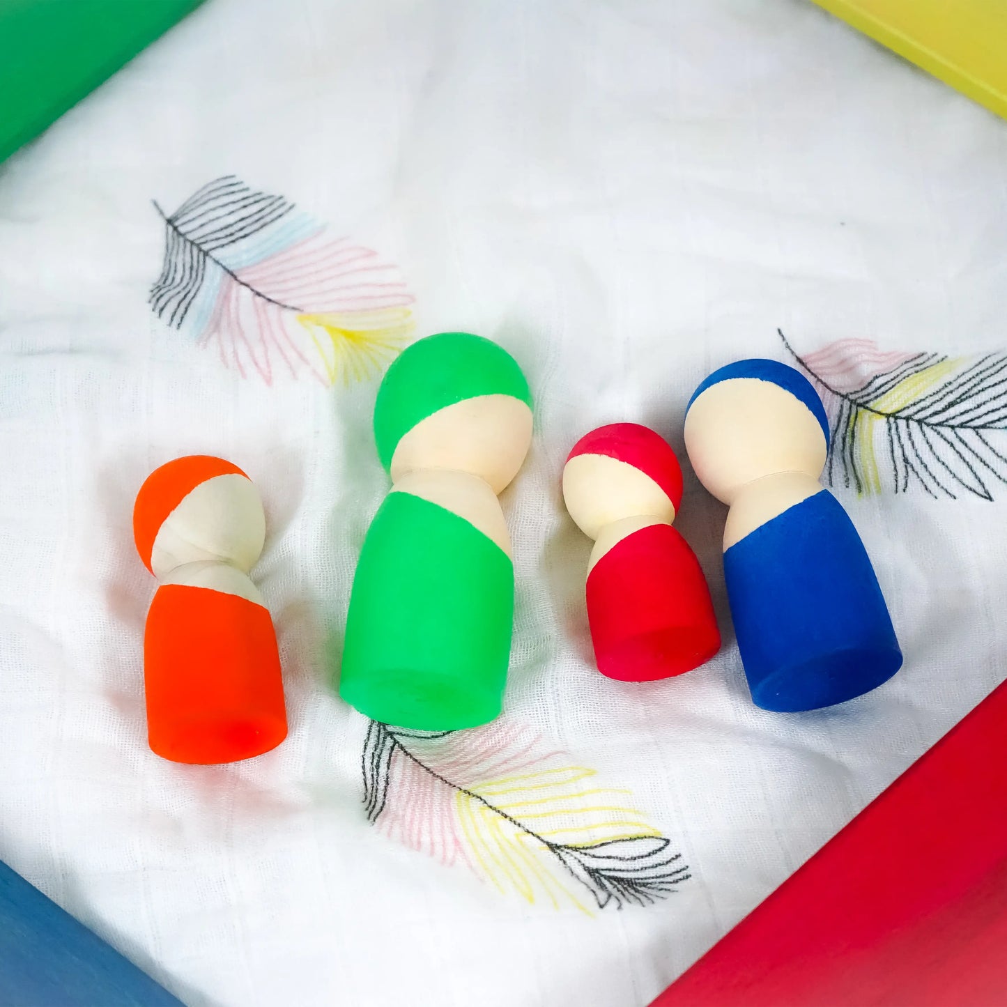 Wooden Peg Dolls Set for Kids