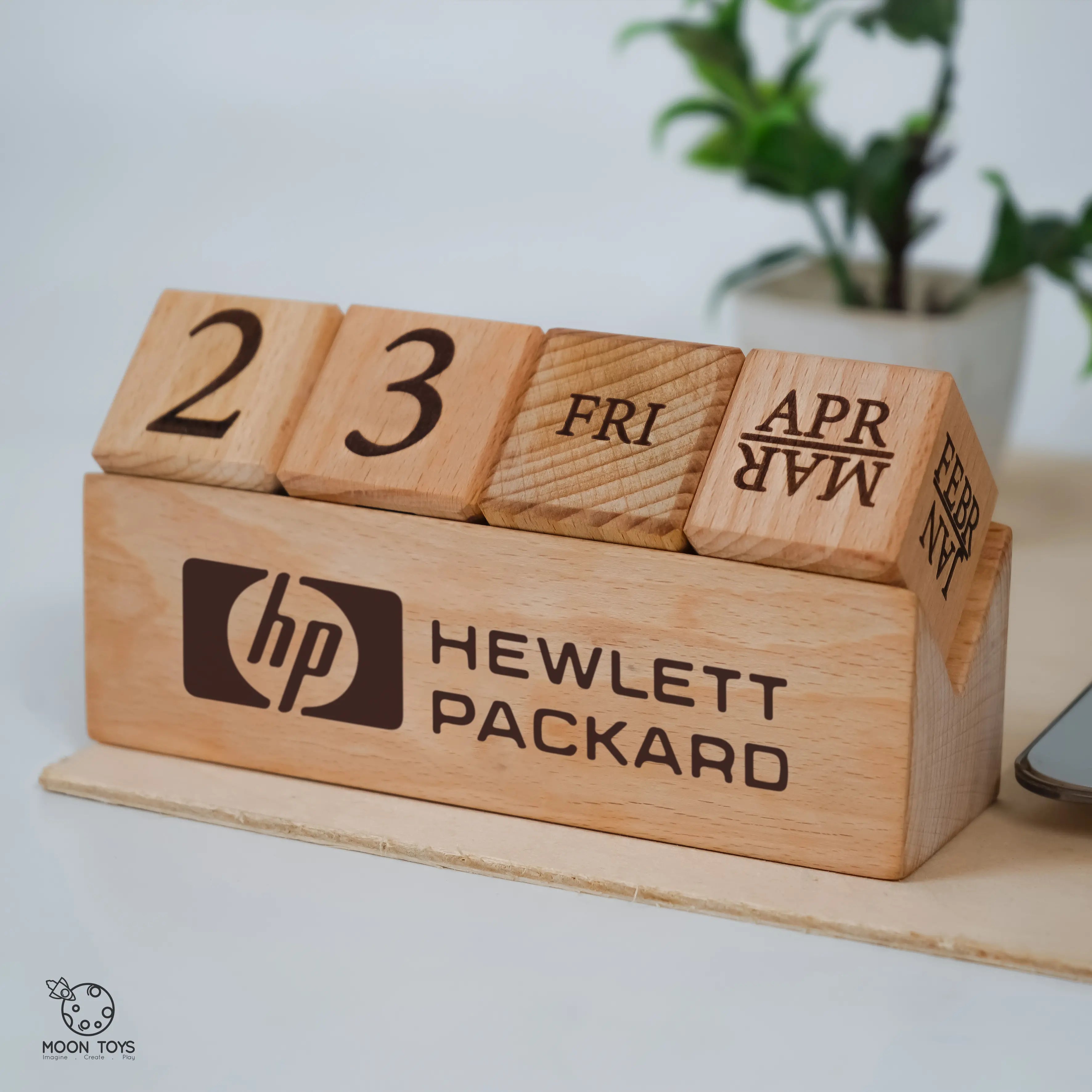 Perpetual Desk Wooden Calendar